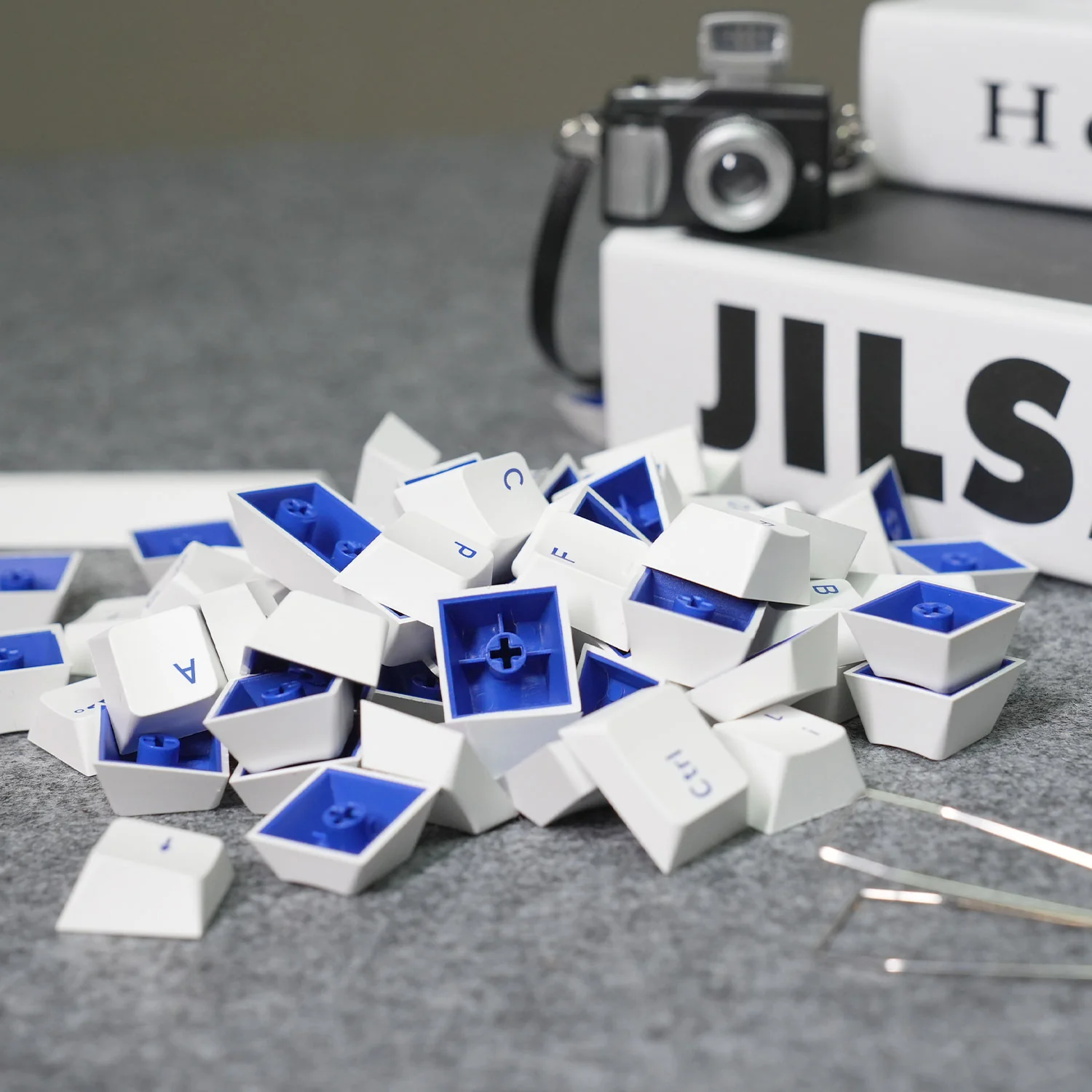 Blue on White ISO Nordic Tastenkappen Set (96-Tasten) - Image 8