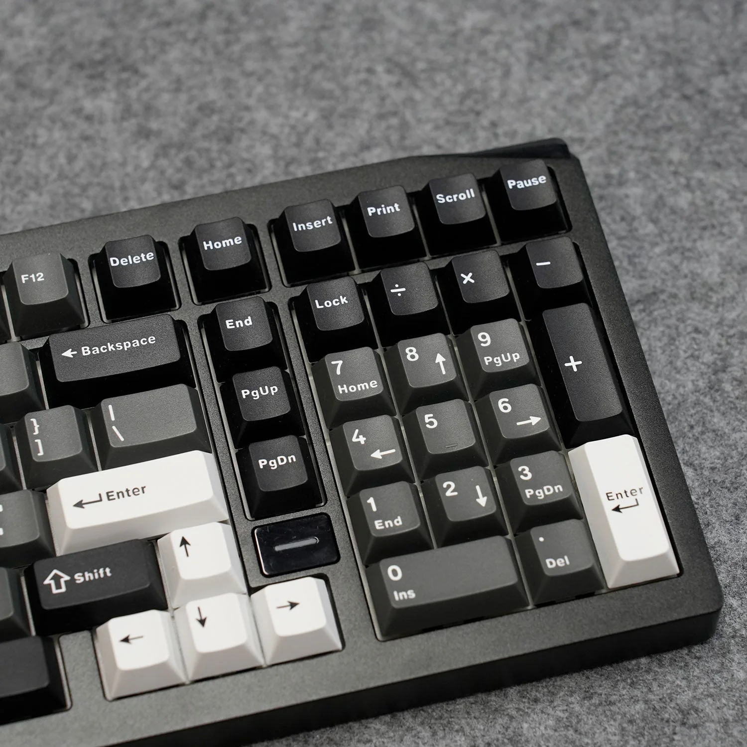 Gem 02 VIA Custom Mechanical Keyboard - Image 8