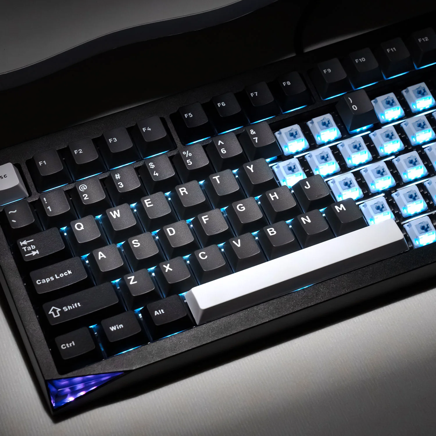 Mineral 02 VIA Custom Mechanical Keyboard - Image 5